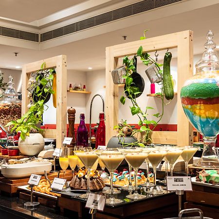 Mercure Hyderabad Kcp Banjara Hills, An Accor Hotel Экстерьер фото A dessert buffet at a hotel in India